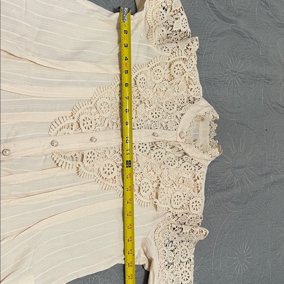 Mock neck Puff sleeve Lace Blouse in Apricot - Picture 10 of 12